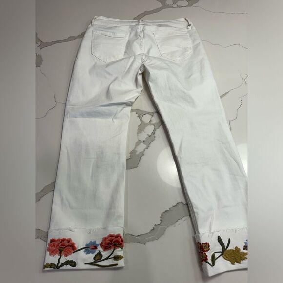 Driftwood Anthropology White cuffed jeans crops size 32 - Picture 2 of 15